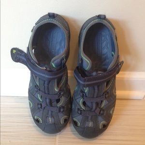 Kids Merrell hydro sandal size 5M